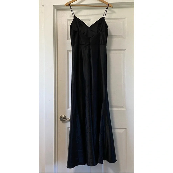 Jenny Yoo Black Satin Dina Dress - Picture 6 of 8